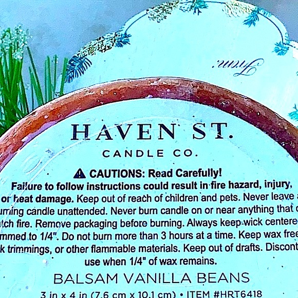 HAVEN STREET CANDLE BALSAM VANILLA BEAN RICHLY SCENTED PILLAR 3 BY 4 - Picture 5 of 5